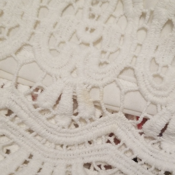 Lacy skirt - Picture 4 of 4